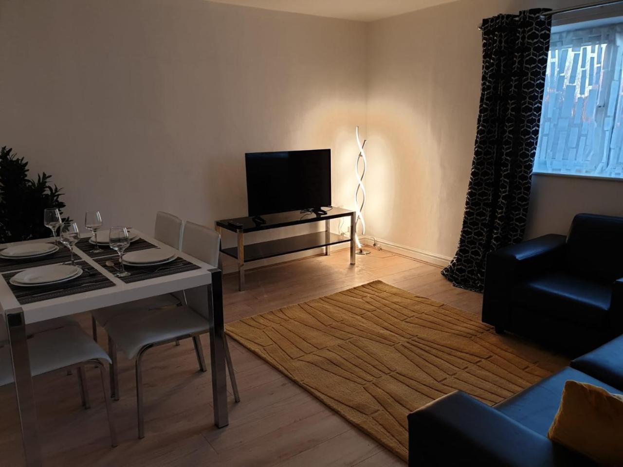 ริเวอร์ คอร์ต อพาร์ตเมนต์  Apartment เคมบริดจ์ ภายนอก รูปภาพ